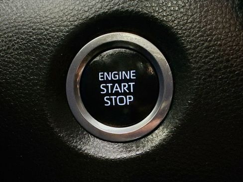 Used 2024 Toyota Corolla SE image 26