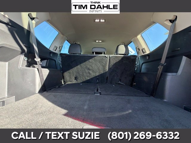 Used 2025 Volkswagen Atlas SE AWD/4WD image 16