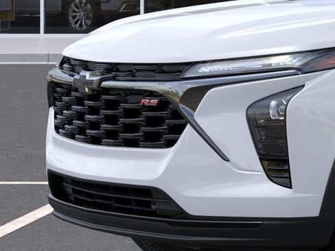 New 2026 Chevrolet Trax RS w/ Sunroof Package FWD image 13