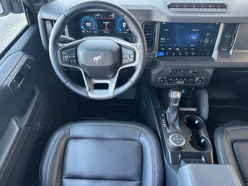 Certified 2025 Ford Bronco Badlands image 15