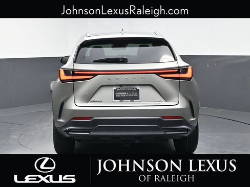 Used 2022 Lexus NX 250 AWD image 8