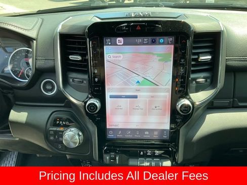Used 2025 RAM 1500 Laramie AWD/4WD image 13
