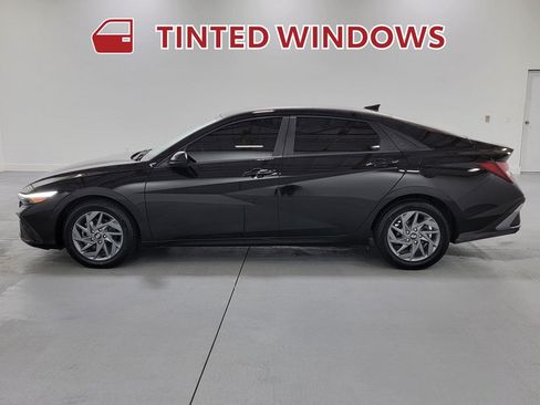 Used 2024 Hyundai Elantra SEL FWD image 5