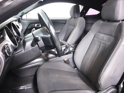 Used 2018 Ford Mustang GT image 28