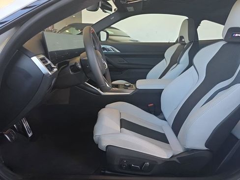 Used 2026 BMW M4 Coupe w/ Executive Package RWD image 7