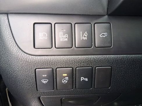 Used 2014 Toyota Highlander Limited Platinum image 21