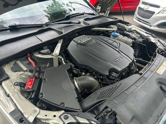 Used 2017 Audi A4 2.0T Premium AWD/4WD image 31