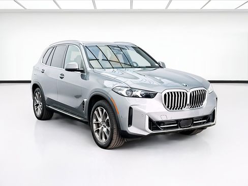 Used 2024 BMW X5 sDrive40i RWD image 3