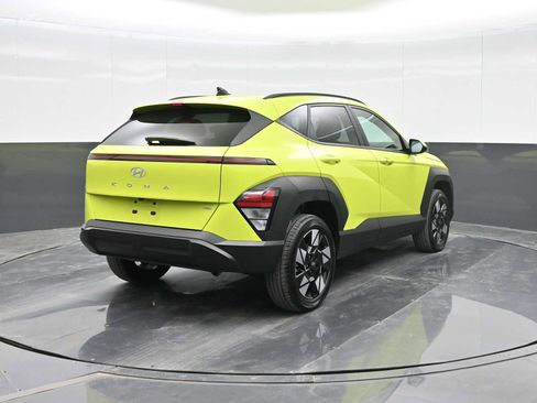 Certified 2025 Hyundai Kona SEL image 7