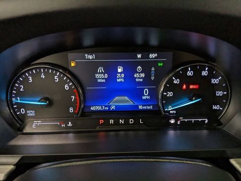 Certified 2024 Ford Explorer XLT w/ Equipment Group 202A RWD image 18