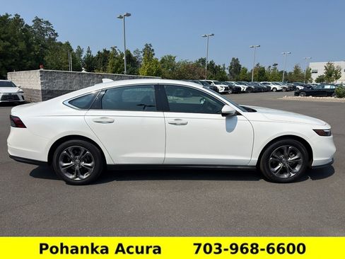 Used 2023 Honda Accord EX image 8