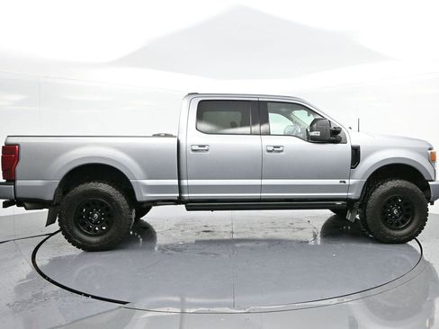 Used 2020 Ford F250 Lariat w/ Lariat Ultimate Package image 8