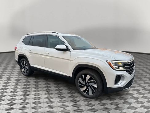 New 2026 Volkswagen Atlas SEL AWD/4WD image 1