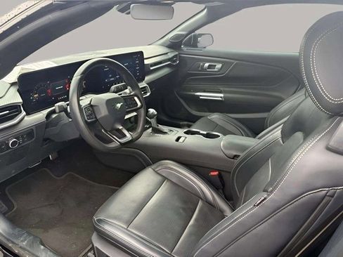 Used 2024 Ford Mustang GT Premium image 18