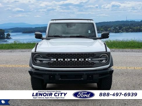 Used 2024 Ford Bronco Badlands AWD/4WD image 8