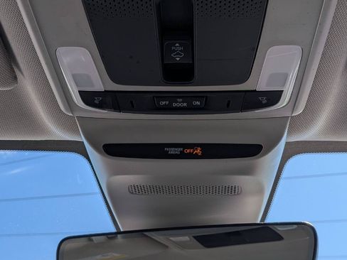 Certified 2024 Honda HR-V EX-L image 23