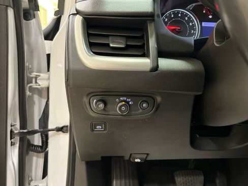 Used 2019 GMC Terrain SLT w/ Preferred Package FWD image 26