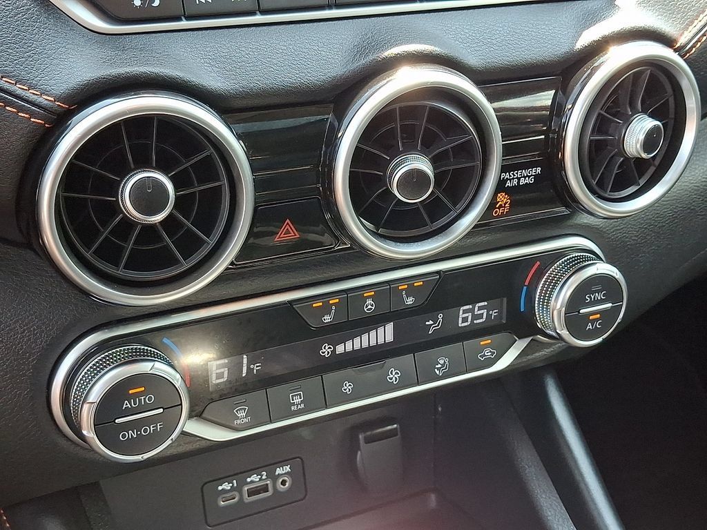 Certified 2023 Nissan Sentra SR w/ SR Premium Package FWD image 18