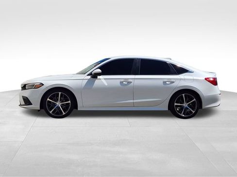 Used 2024 Honda Civic Touring image 5