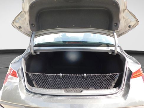 New 2025 Hyundai Elantra Blue image 9