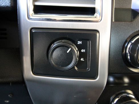 Used 2020 Ford F150 XL w/ Equipment Group 101A Mid image 32