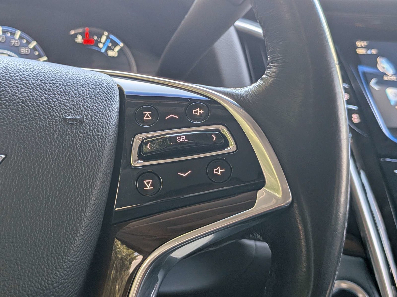 Used 2019 Cadillac Escalade Luxury AWD/4WD image 28