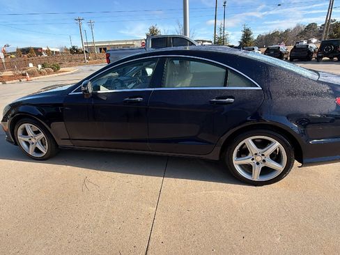Used 2013 Mercedes-Benz CLS 550 w/ Premium I Pkg image 10