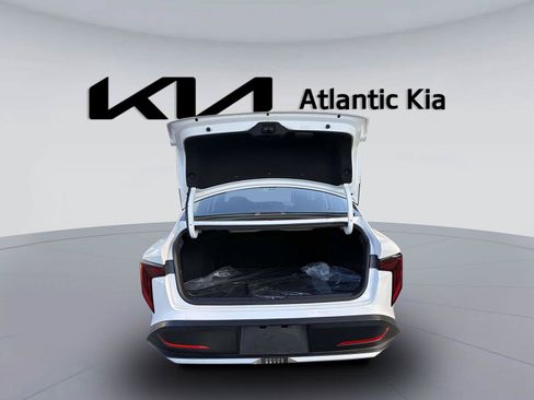 Certified 2025 Kia K4 FWD image 8