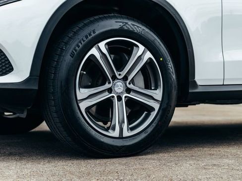 Used 2016 Mercedes-Benz GLC 300 image 40