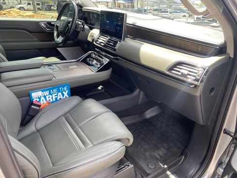 Used 2023 Lincoln Navigator Black Label AWD/4WD image 32