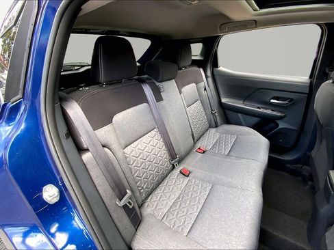 Used 2026 Nissan Kicks SV w/ SV Premium Package FWD image 17