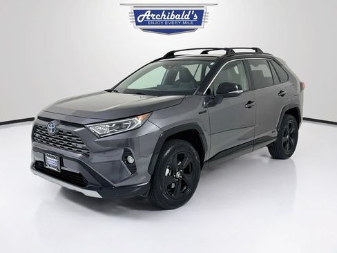Used 2021 Toyota RAV4 XSE AWD/4WD image 3