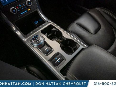 Used 2022 Ford Edge Titanium image 14