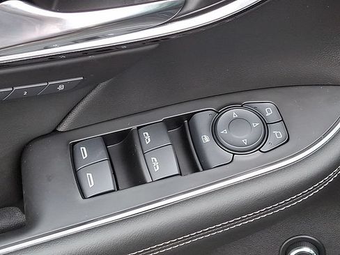 Used 2023 Buick Envision Essence w/ Sport Touring Package AWD/4WD image 22