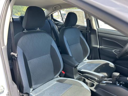 New 2025 Nissan Versa SV w/ Trunk Package image 34