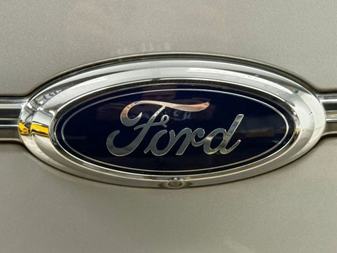 Used 2014 Ford Taurus SHO w/ Equipment Group 401A image 14