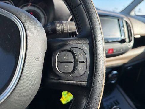 Used 2015 FIAT 500L Lounge image 39