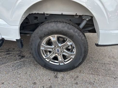 Used 2023 Ford F150 Lariat w/ Trailer Tow Package image 6