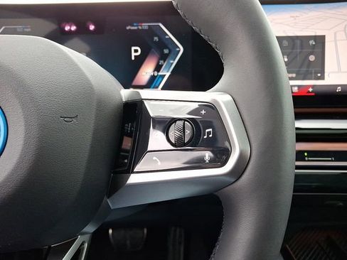 Certified 2025 BMW i5 xDrive40 w/ M Sport Package image 25