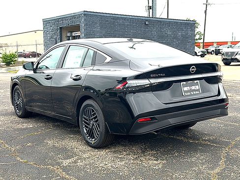 New 2026 Nissan Sentra SV w/ SV Convenience Package FWD image 6