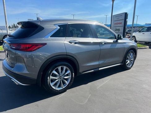 Used 2022 INFINITI QX50 Luxe AWD/4WD image 16