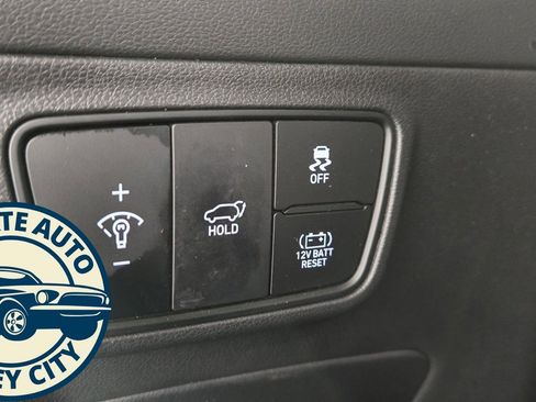 Used 2022 Hyundai Tucson SEL w/ Cargo Package image 21