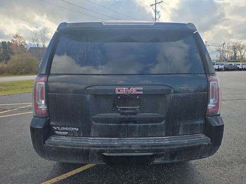 Used 2016 GMC Yukon SLT w/ Open Road Package image 4