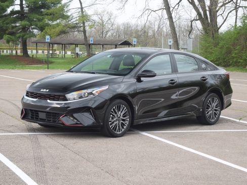 Used 2024 Kia Forte GT-Line image 19