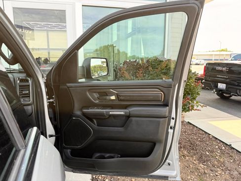 Used 2021 RAM 1500 Limited w/ Body Color Bumper Group AWD/4WD image 33