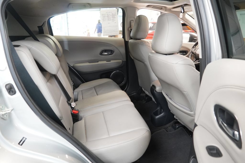 Used 2016 Honda HR-V EX-L image 31