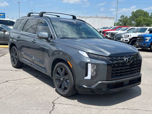 Used 2025 Hyundai Palisade XRT FWD image 1