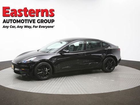 Used 2023 Tesla Model 3 Standard Range image 51