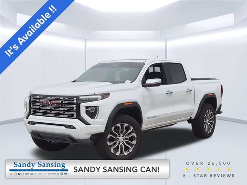Used 2026 GMC Canyon Denali AWD/4WD image 1