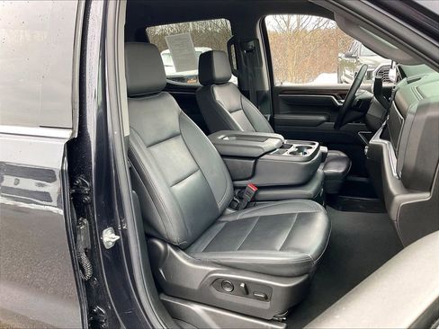 Used 2025 GMC Sierra 1500 SLT image 10